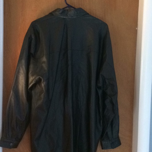 Leather jacket - Picture 3 of 4